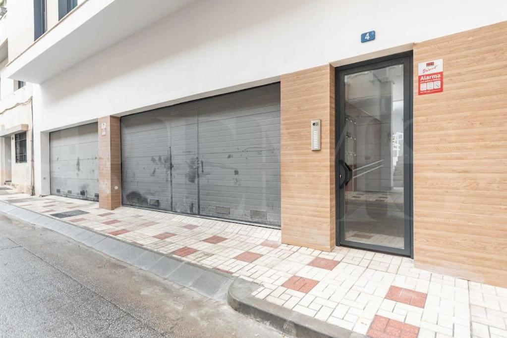 Modern Apartment With Patio & Parking By Rems Málaga Exterior foto